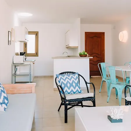 Lemar Apartment *